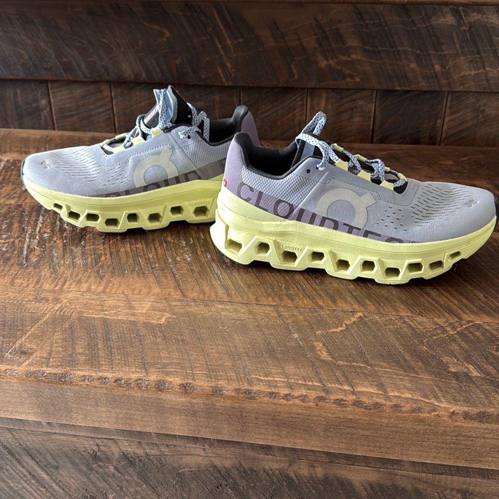 Cloud monster tennis shoes
